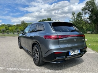 Mercedes_EQS_SUV_2