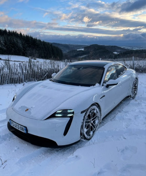 Porsche-Taycan-3